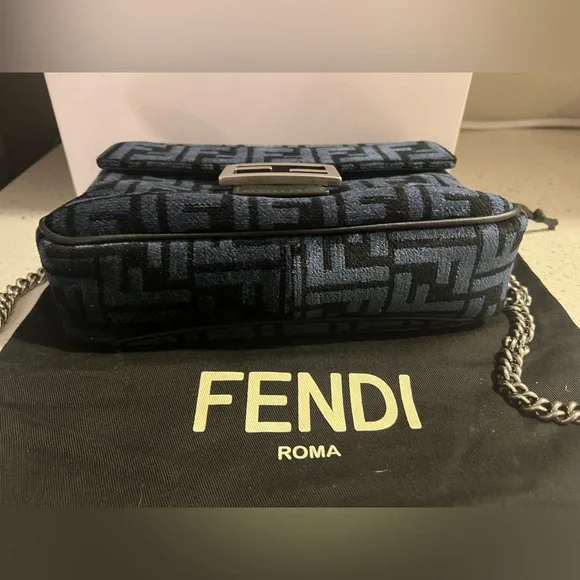 NEW Fendi Baguette Chain Midi Dark blue black FF tapestry bag silver hardware - Picture 13 of 15